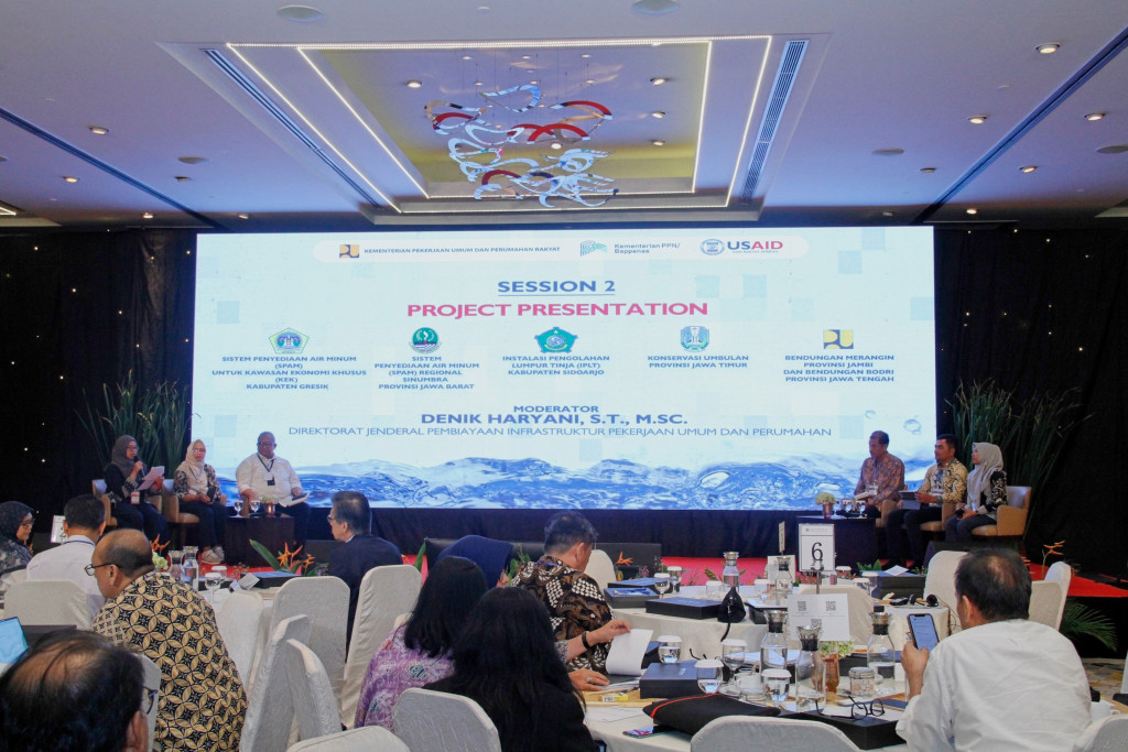 Kolaborasi Kementerian PUPR, Bappenas dan USAID Forum Investasi Air Minum, Sanitasi dan Pengelolaan Sumber Daya Air